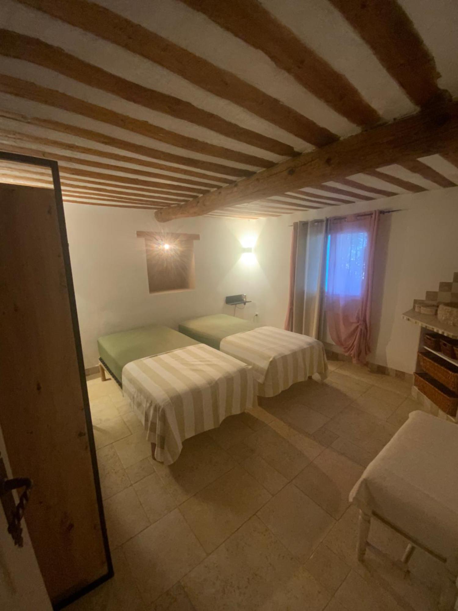 Le Hameau Des Vanades Ampus Exterior foto